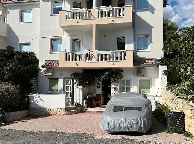 דירה Levarda טרוגיר